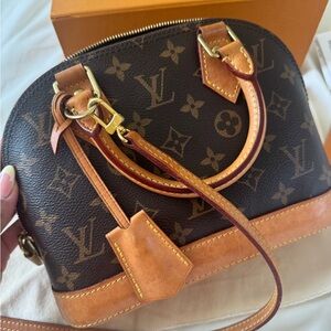 Louis Vuitton Alma BB